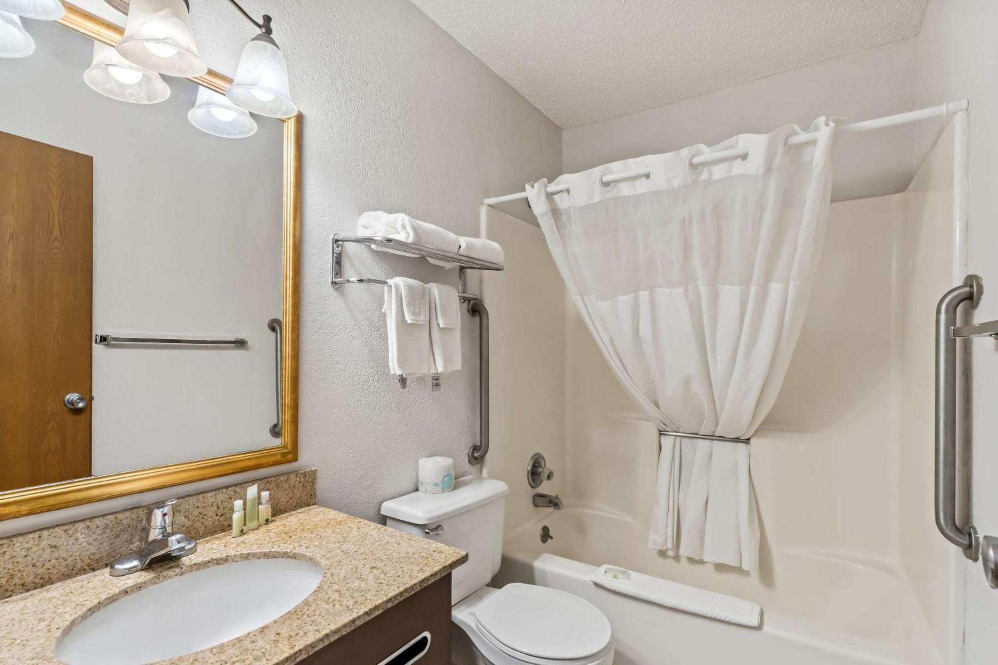 Quality Inn Sidney I-80 Esterno foto